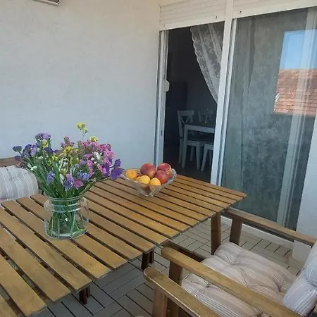 Terraesal Lejlighed *