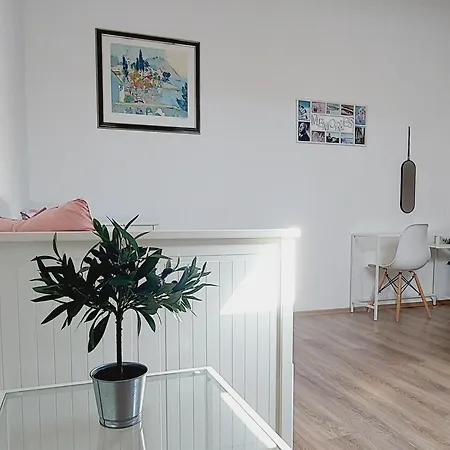 Terraesal Lejlighed *