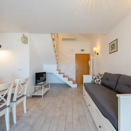 Terraesal Apartment