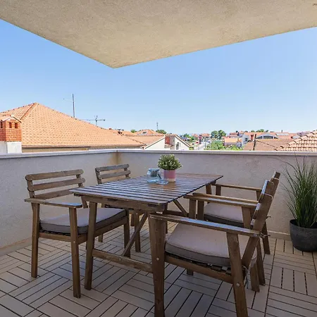 Apartment Terraesal